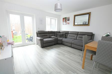 2 bedroom Semi-detached house for sale in Hill Fort Close, West Hunsbury