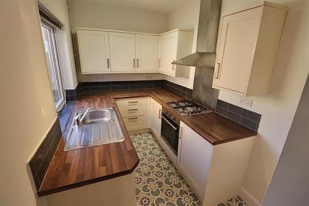 2 bedroom Terraced House for sale in INVESTORS, 6.4% return, Hervey Street, Northampton