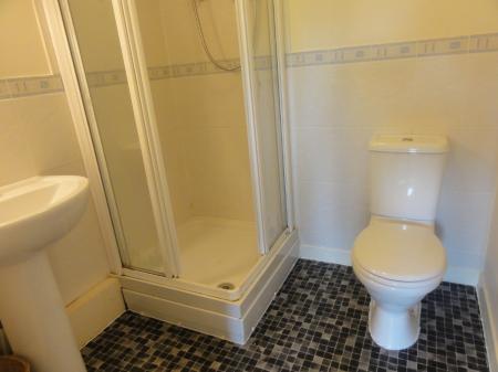 2 bedroom Flat to let in Manning Road, Moulton, NN3