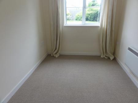 2 bedroom Flat to let in Manning Road, Moulton, NN3