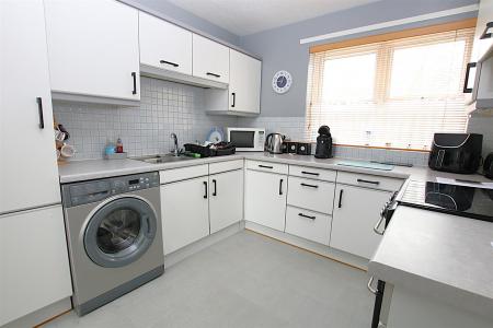3 bedroom End of terrace house for sale in Medellin Hill, Southfields