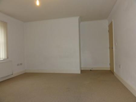 2 bedroom Flat to let in 22 Henry Bird Way, Southbridge, Northampton, NN4