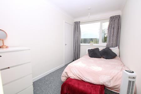 2 bedroom Maisonette to let in Conifer Rise, Westone, Northampton, NN3