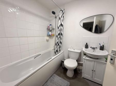 1 bedroom Flat for sale in Cambridge Street, Rugby