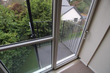 1 bedroom Flat to let in Landcross Drive, Abington, Northampton, NN3