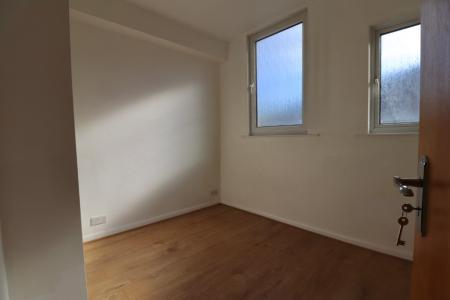 1 bedroom Flat to let in Abington Avenue, Abington, Northampton, NN1