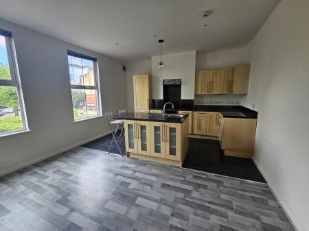 1 bedroom Flat to let in Abington Avenue, Abington, Northampton, NN1