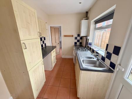 3 bedroom Terraced House to let in Lower Hester Street, Semilong, Northampton, NN2