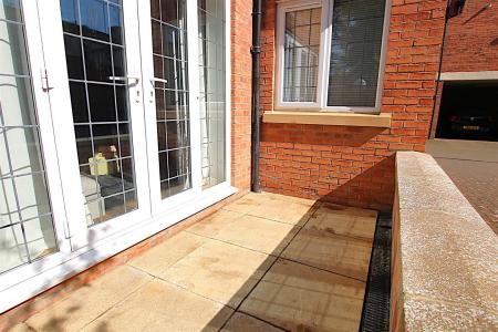 2 bedroom Flat for sale in Leicester Street, The Mounts