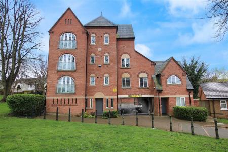 2 bedroom Flat for sale in Leicester Street, The Mounts