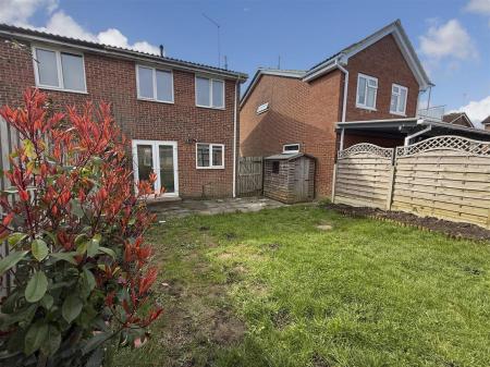 2 bedroom Semi-detached house for sale in Fleetwind Drive, East Hunsbury
