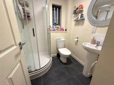 2 bedroom Flat for sale in Hillmorton Road, Rugby