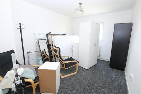 2 bedroom Flat for sale in Camborne Close, Northampton