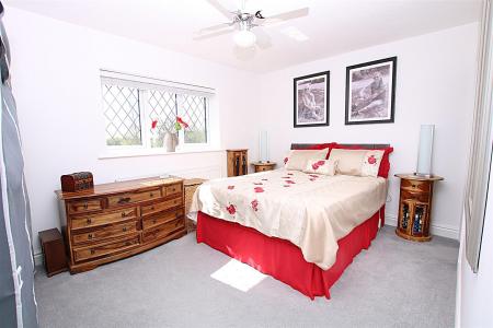 3 bedroom Detached house for sale in Olympia Close, East Hunsbury