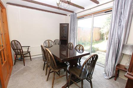 4 bedroom Detached house for sale in Marlowe Close, East Hunsbury