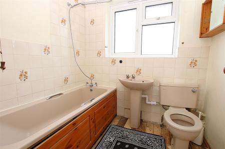 4 bedroom Detached house for sale in Marlowe Close, East Hunsbury