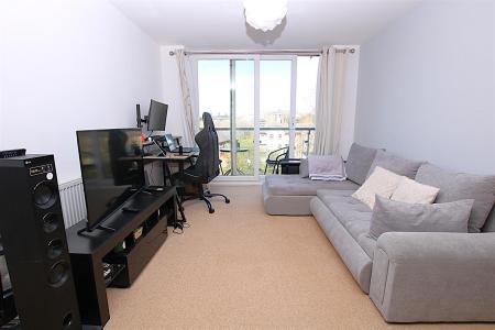 2 bedroom Flat for sale in Lion Court, Northampton