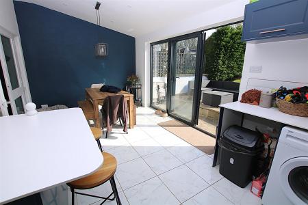 2 bedroom Semi-detached house for sale in Greenaway Close, Blisworth