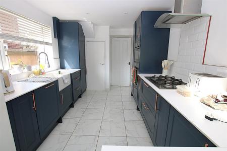 2 bedroom Semi-detached house for sale in Greenaway Close, Blisworth