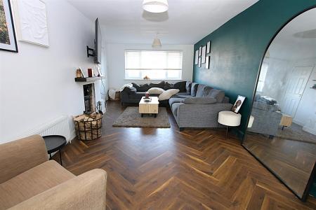 2 bedroom Semi-detached house for sale in Greenaway Close, Blisworth