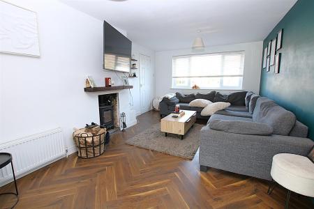 2 bedroom Semi-detached house for sale in Greenaway Close, Blisworth