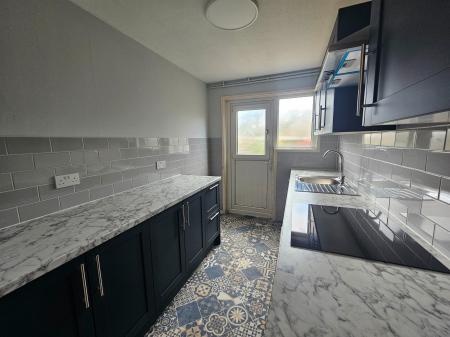 3 bedroom Semi-detached house to let in Prentice Court, Goldings, Northampton, NN3