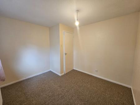 3 bedroom Semi-detached house to let in Prentice Court, Goldings, Northampton, NN3