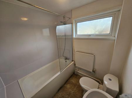 3 bedroom Semi-detached house to let in Prentice Court, Goldings, Northampton, NN3