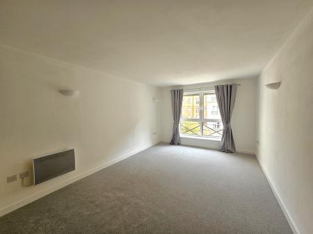 1 bedroom Flat to let in Smart 1 Bed, Delta House, Very Central