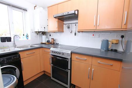 2 bedroom Semi-detached house for sale in Braemar Crescent, East Hunsbury