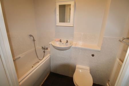 3 bedroom Flat to let in Milburn Drive, St Crispins, Northampton, NN5