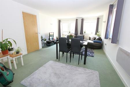 1 bedroom Flat for sale in Narrow Lane, Northampton