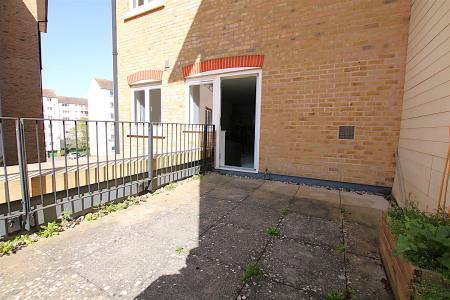 1 bedroom Flat for sale in Narrow Lane, Northampton