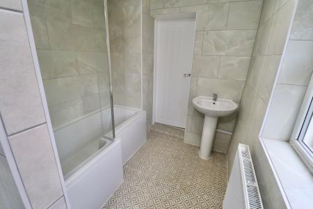 3 bedroom Terraced House to let in Lower Hester Street, Semilong, Northampton, NN2