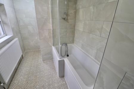 3 bedroom Terraced House to let in Lower Hester Street, Semilong, Northampton, NN2