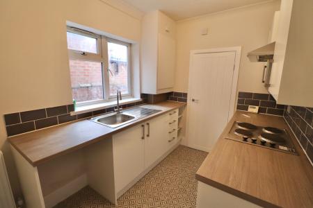 3 bedroom Terraced House to let in Lower Hester Street, Semilong, Northampton, NN2