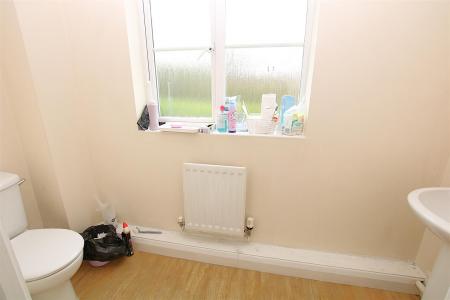 4 bedroom End of terrace house for sale in Henry Bird Court, Northampton