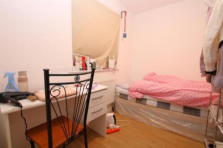 4 bedroom End of terrace house for sale in Henry Bird Court, Northampton