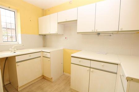 2 bedroom End of terrace house for sale in Limoges Court, Duston