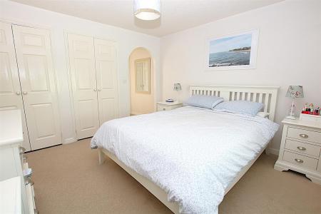 4 bedroom Detached house for sale in Quintonside, Grange Park