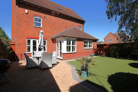 4 bedroom Detached house for sale in Quintonside, Grange Park