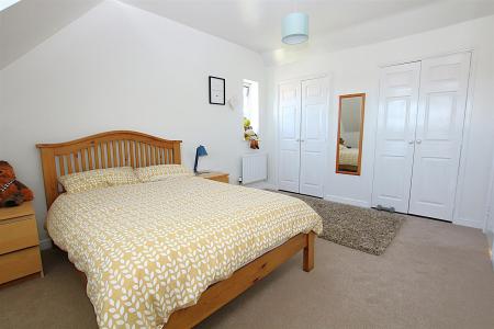 4 bedroom Detached house for sale in Quintonside, Grange Park