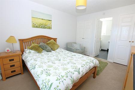4 bedroom Detached house for sale in Quintonside, Grange Park