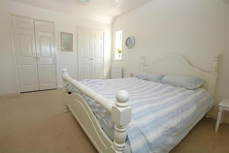 4 bedroom Detached house for sale in Quintonside, Grange Park