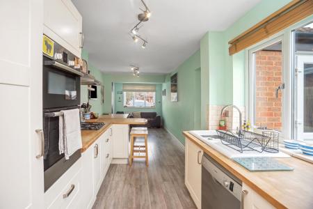 4 bedroom Detached house for sale in Kimble Close, East Hunsbury
