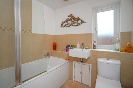 4 bedroom Detached house for sale in Kimble Close, East Hunsbury