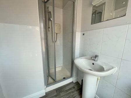 1 bedroom Flat to let in Victoria Promenade, Northampton, NN1