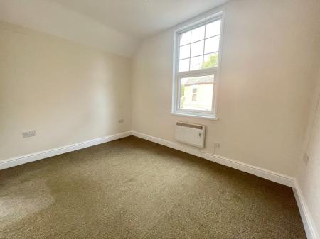 1 bedroom Flat to let in Victoria Promenade, Northampton, NN1