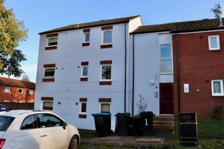 Benjamin Square, Camp Hill, Northampton, NN4