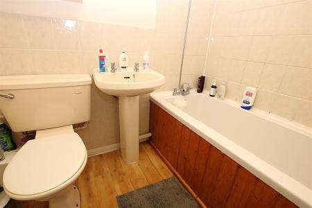 2 bedroom Terraced House for sale in Lindisfarne Way, East Hunsbury